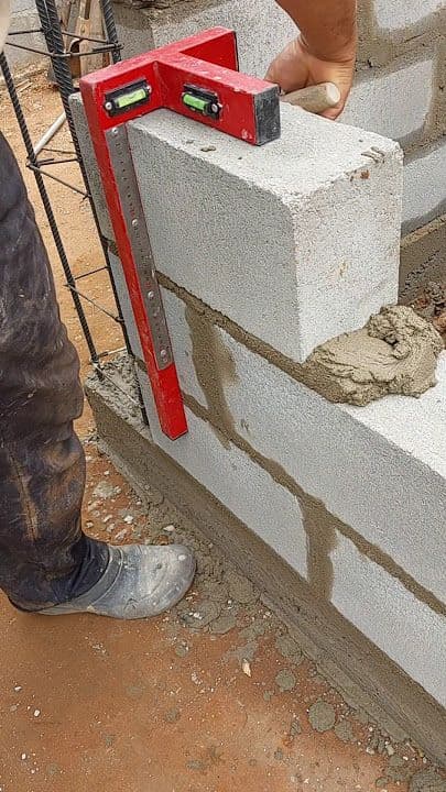 QURILISH BÒYICHA XIZMATLARNI BAJARAMIZ.