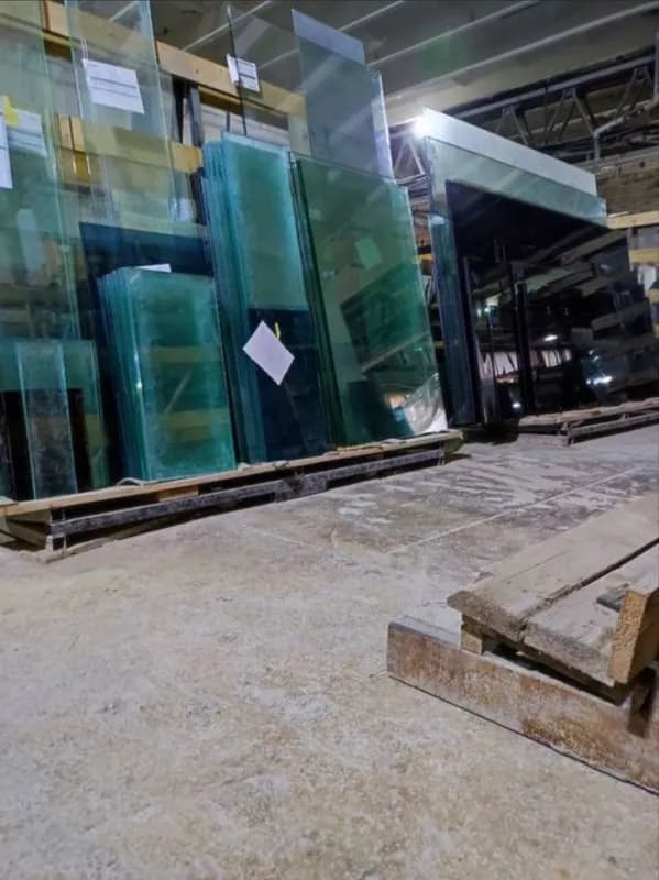 OYNAGA ISHLOV BERISH KORXONASIGA YIGITLARNI ISHGA TAKLIF QILAMIZ
