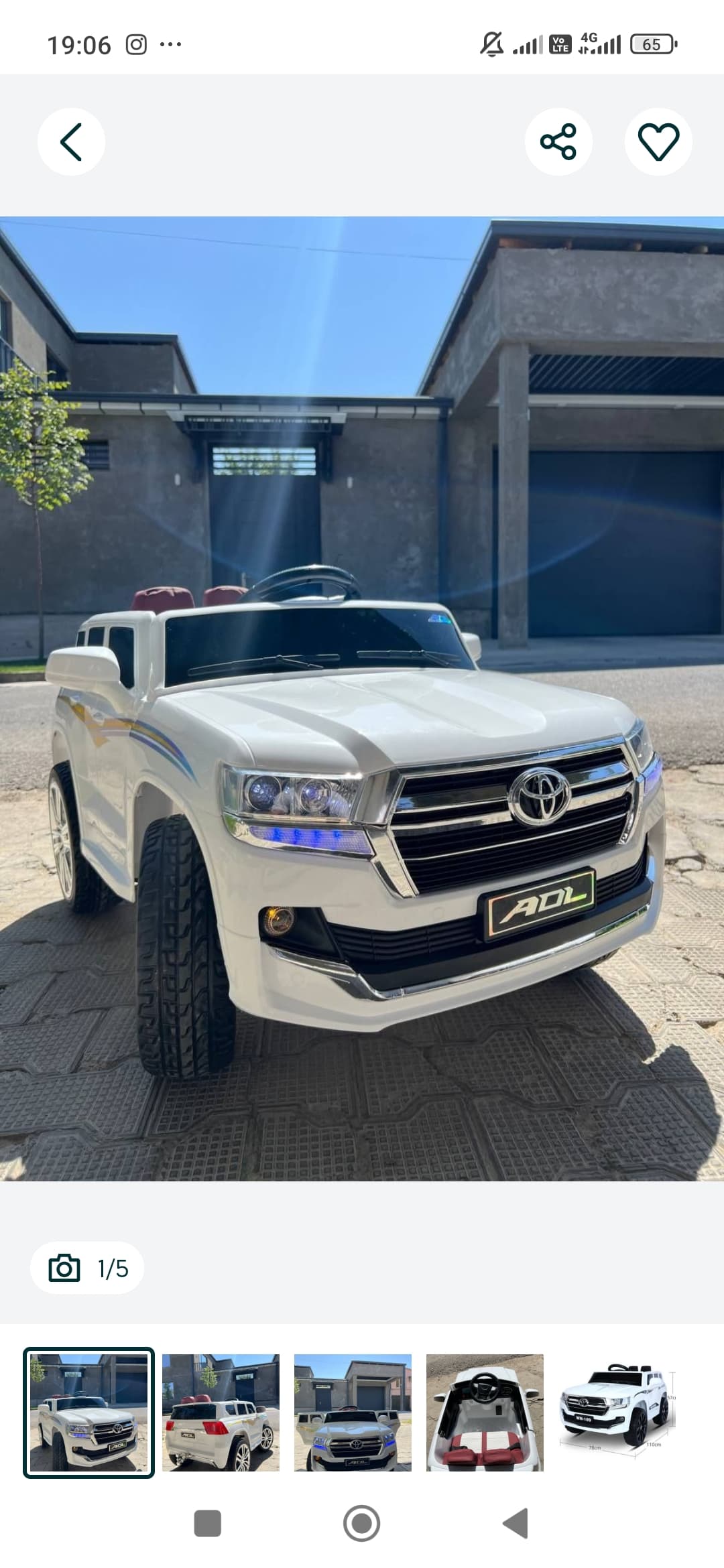 Toyota bolalar mashinasi