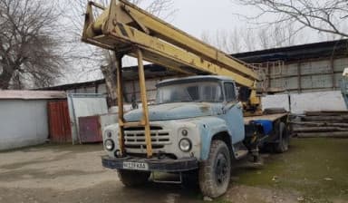 Rent a hydraulic lift ZIL 130 (aerial platform)