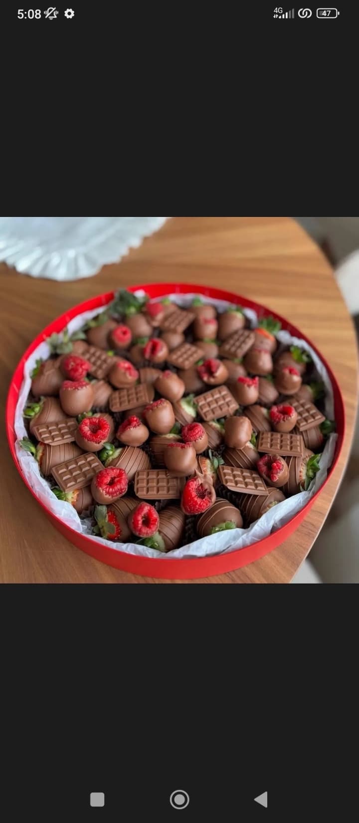 Клубника школата мы доставляем по всему городу.