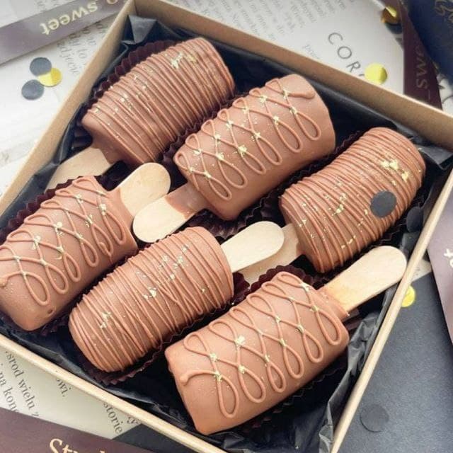 Cookies for weddings and ceremonies