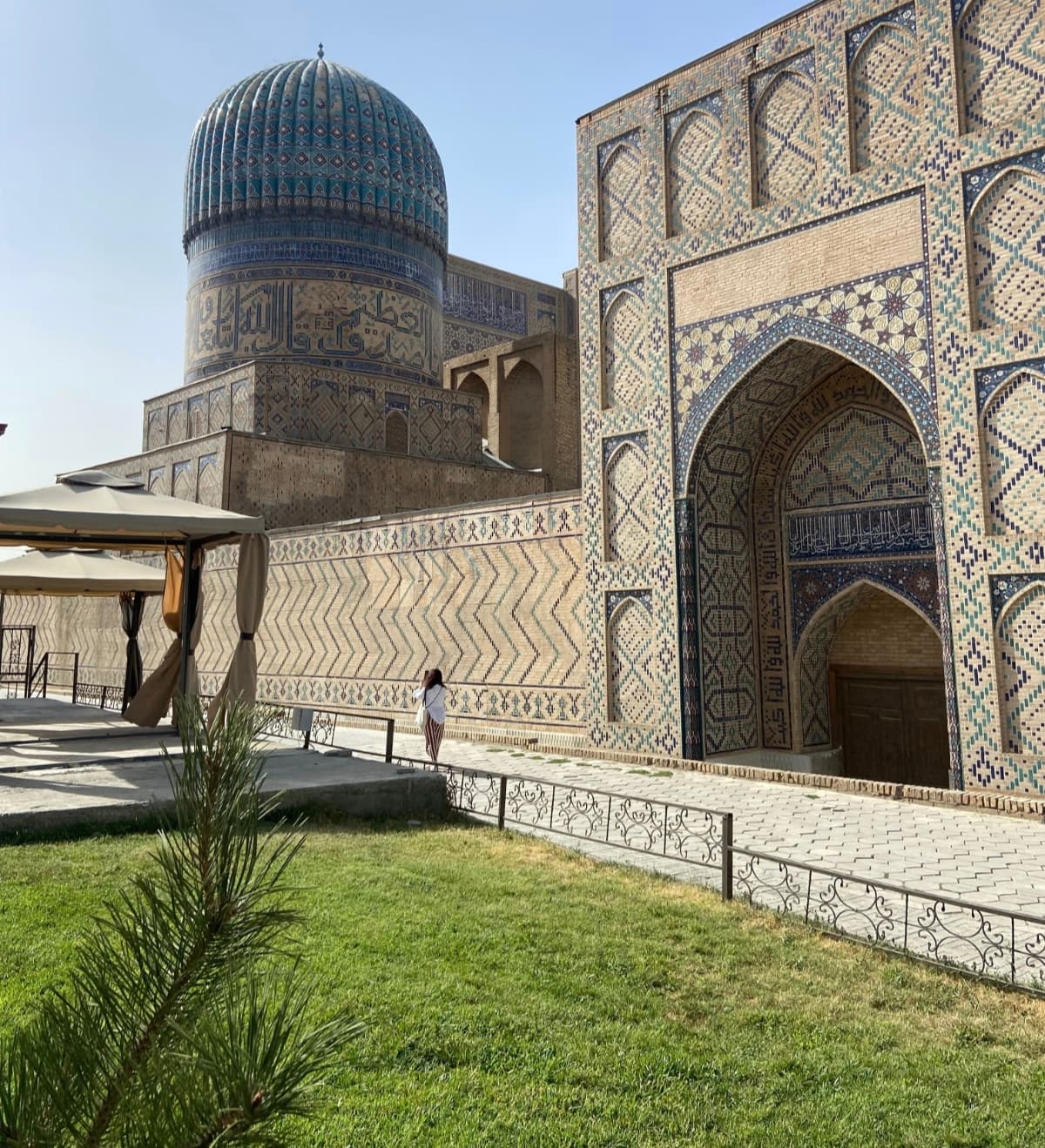 Samarqandga transfer. Tog'ga sayohatlar. Mikroavtobus, elektromobil