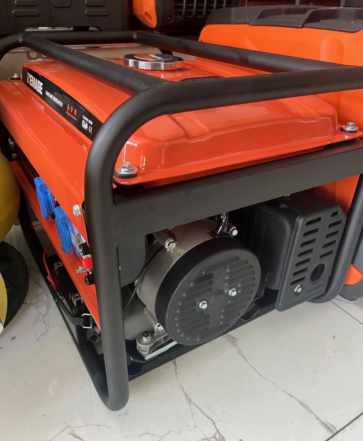 220 Vt generator dvigatelining ulgurji savdosi