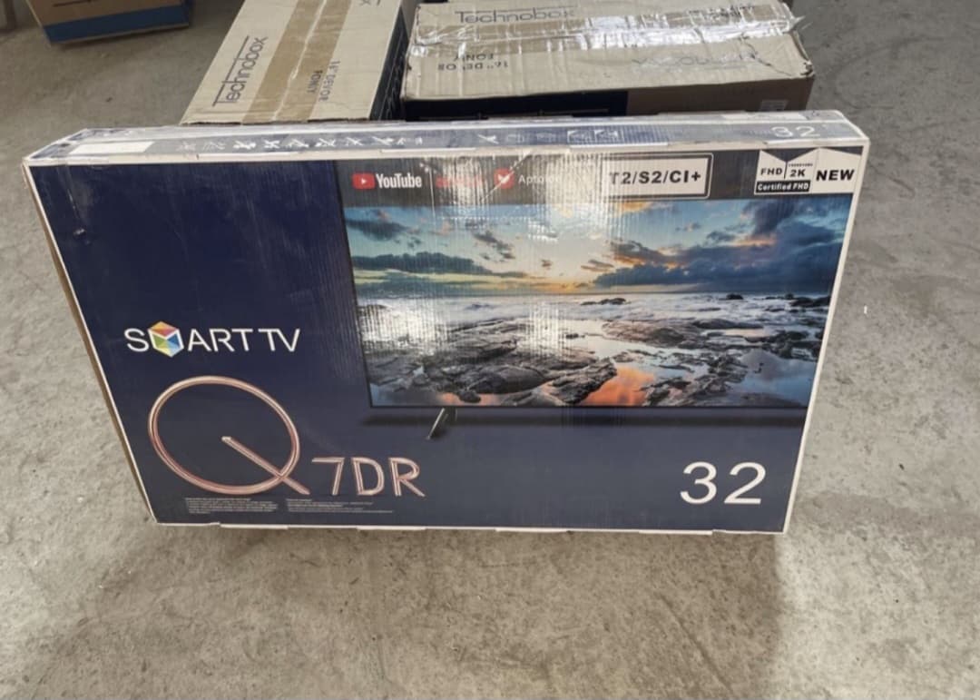 32 smart telvizor „ Samsung Hd“