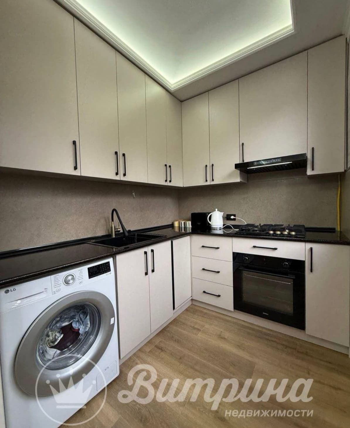 SHOSHILINCH NARX!! 4/1/4 90m2 G'isht! Maksim Gorkiy !! Biy balkon 2 ga 12