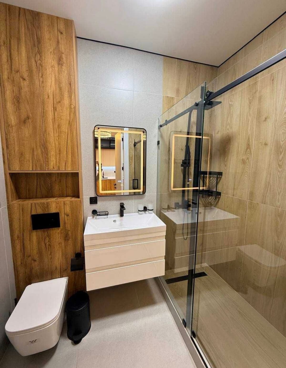 ПРОДАЕТСЯ 2/17/25 50м2 ЖК Akay City   на: метро Хамид Алимджана