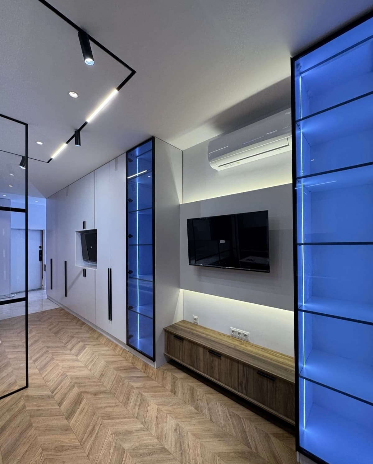 Celebrity Residence'da sotuvda kvartira. Egasi