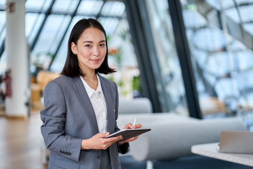 Sales consultant (qizlar) kerak