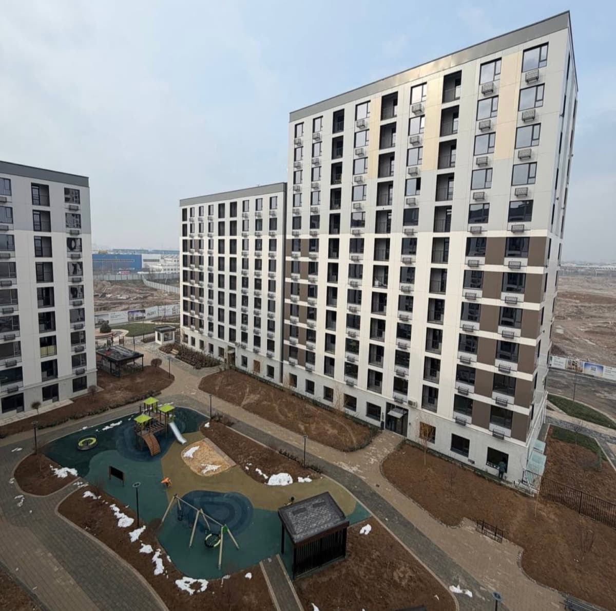NRG Baht, 89.6 m2, urgent sale (800 RMB per m2)