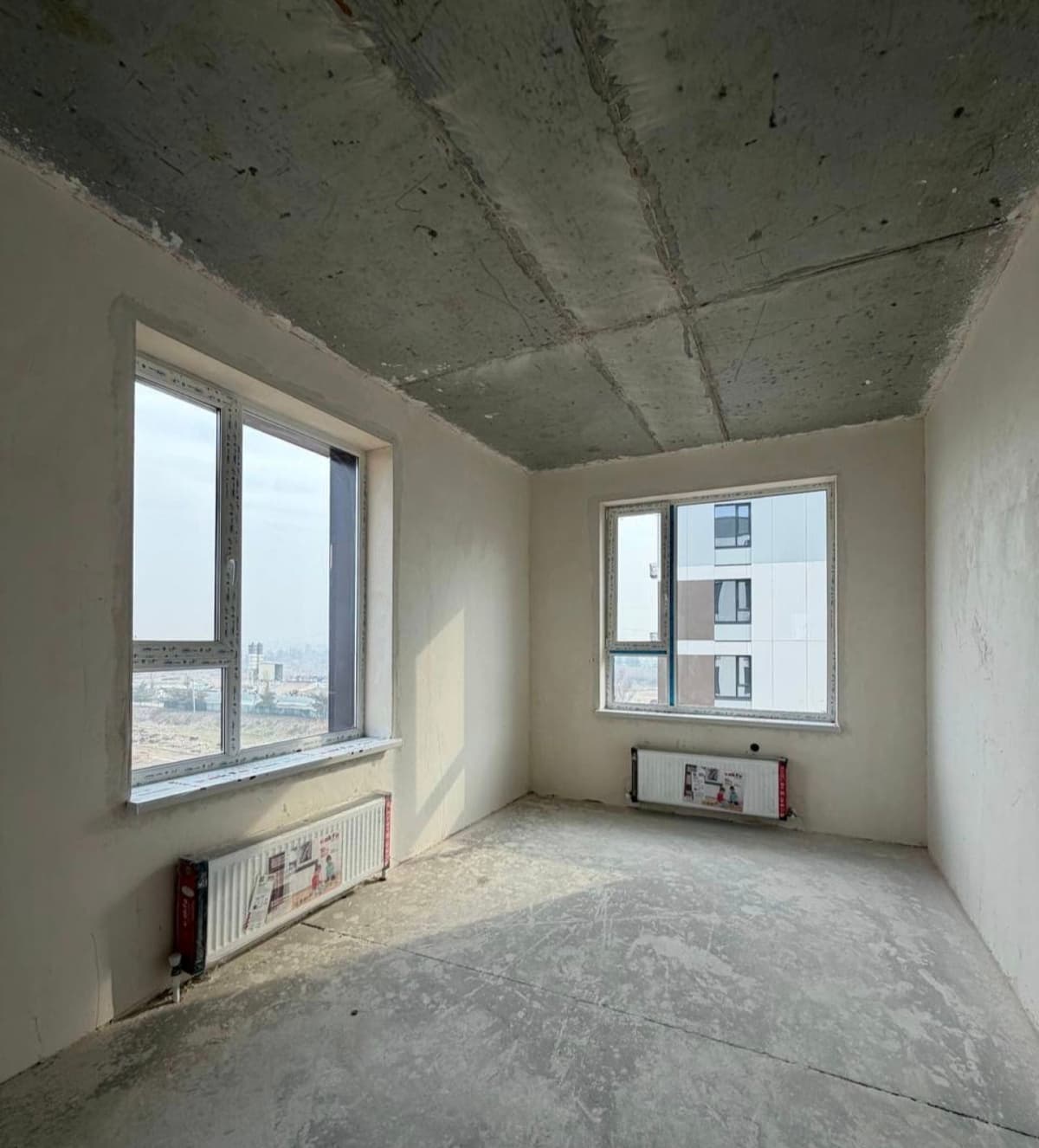 NRG Baht, 89.6 m2, shoshilinch sotiladi (800 yuan/m2)
