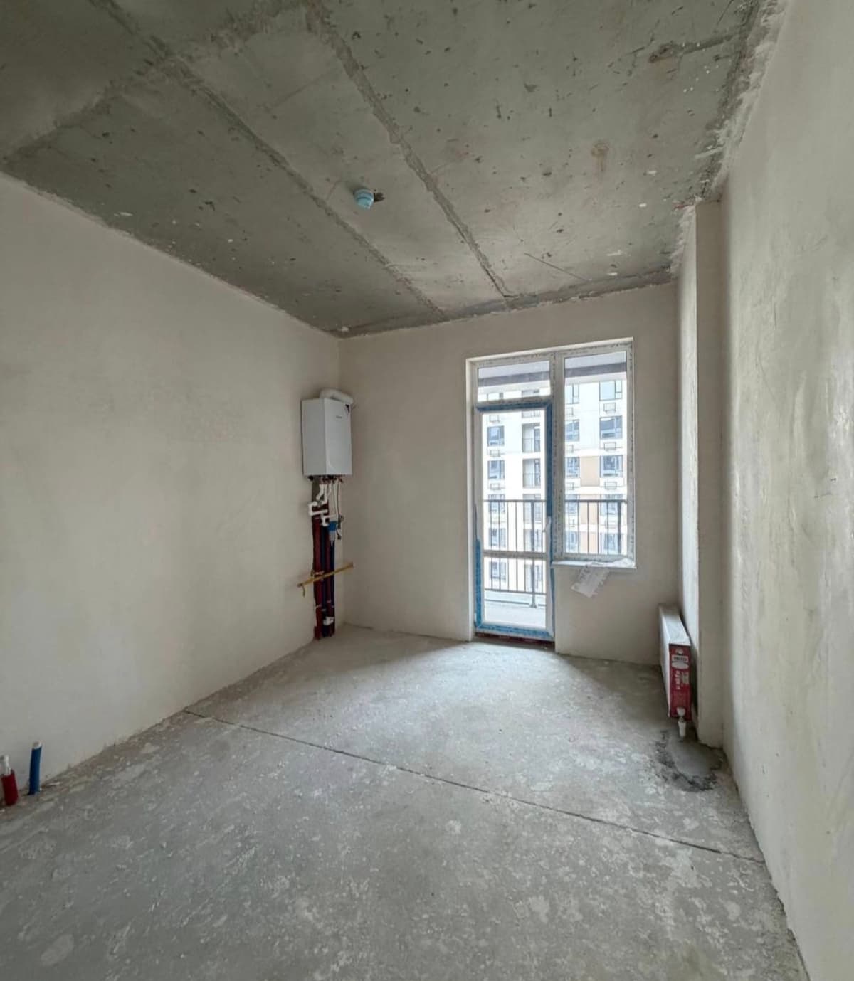 NRG Baht, 89.6 m2, shoshilinch sotiladi (800 yuan/m2)
