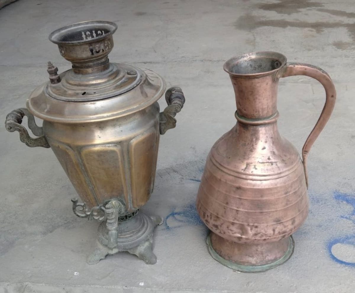 qadimiy mis koʻza va samovor sotiladi antikvar