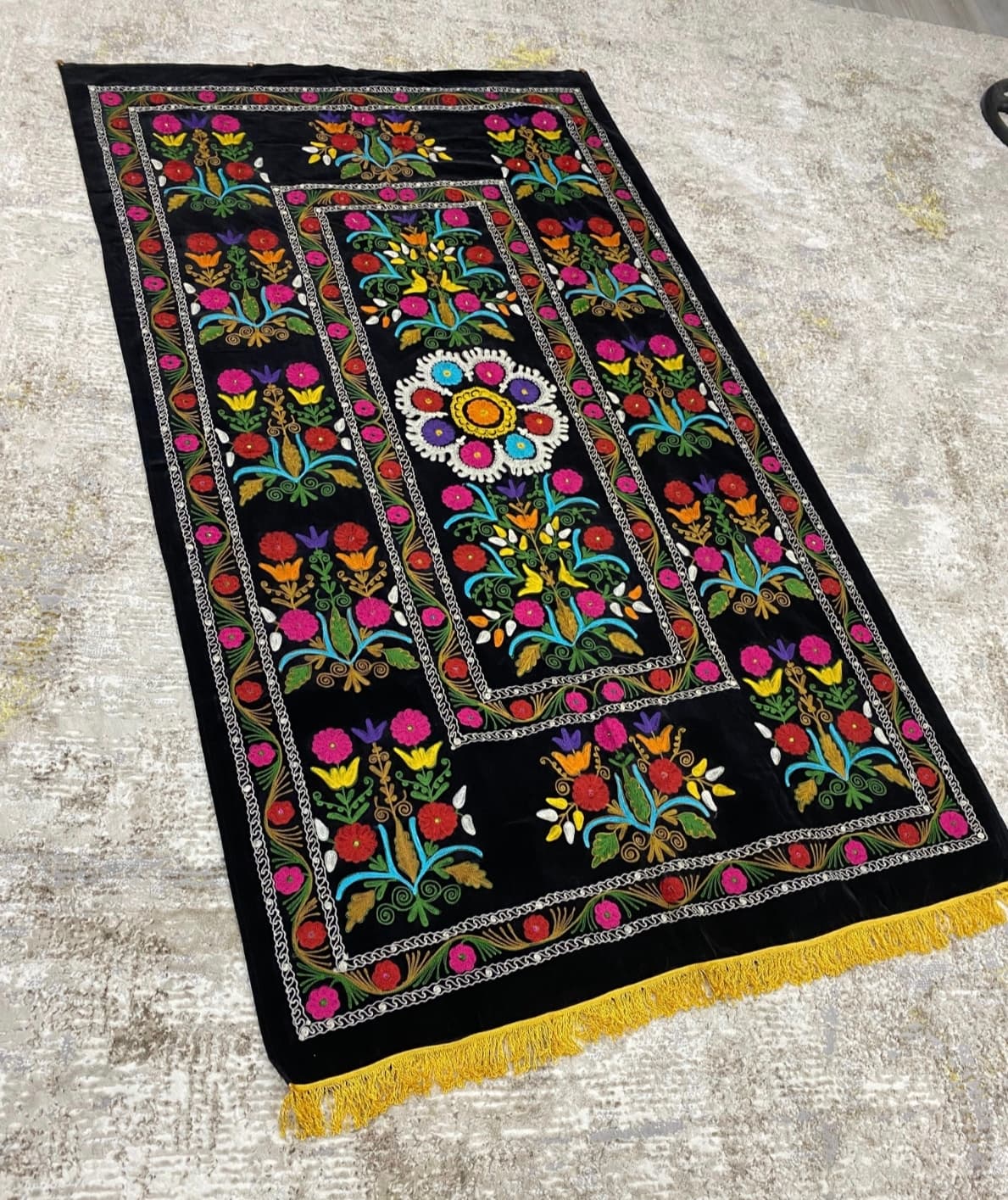 Палак (сузане) на продажу