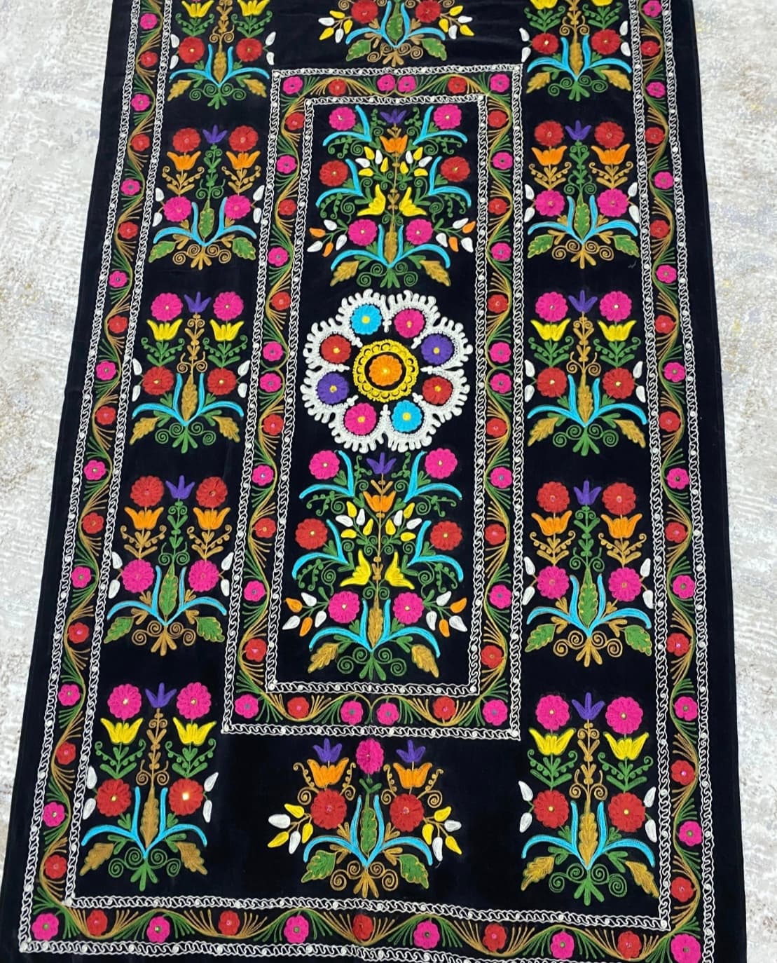 Палак (сузане) на продажу