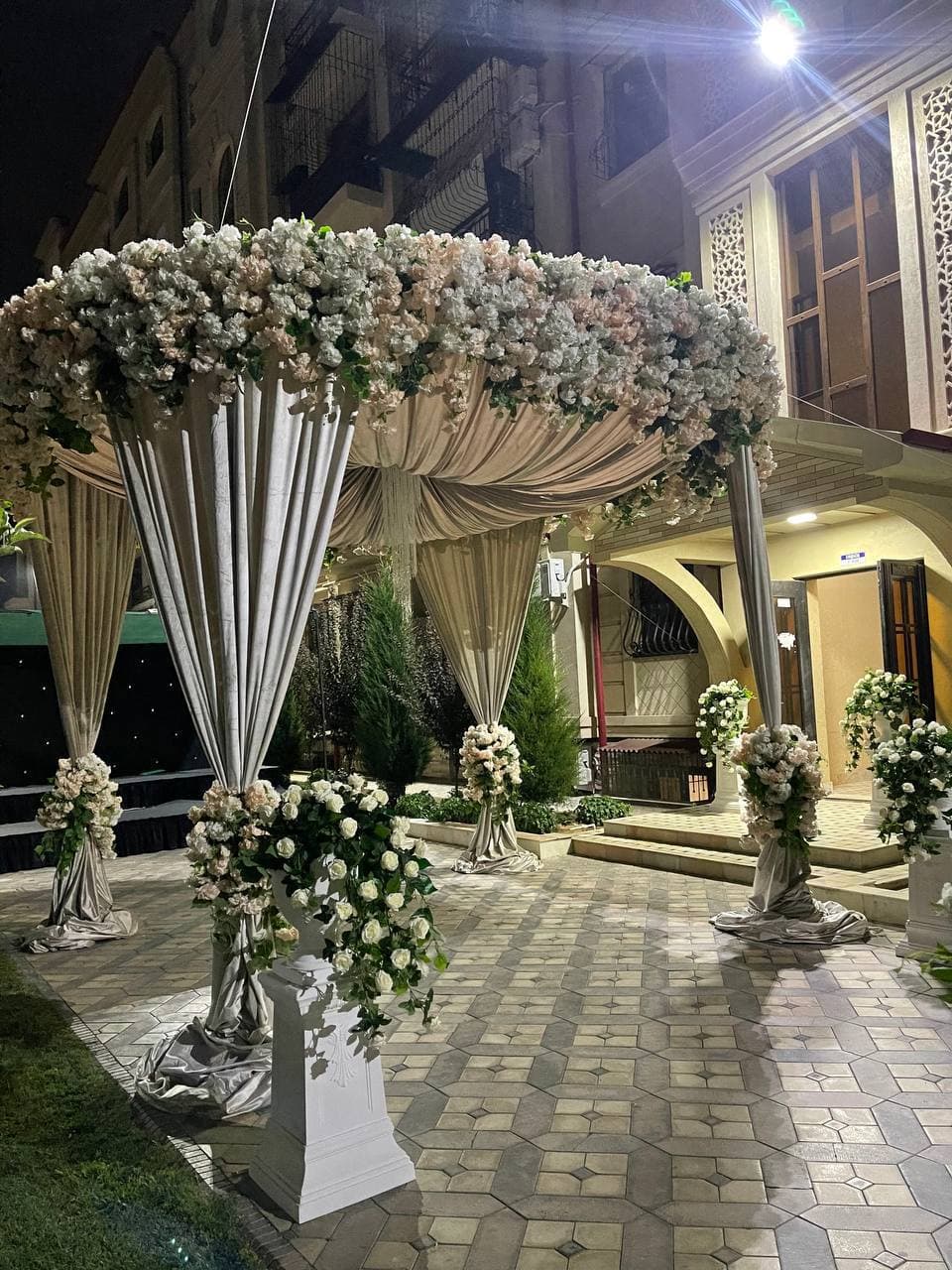 Uy | Hovli | Restoran devoriga skdika