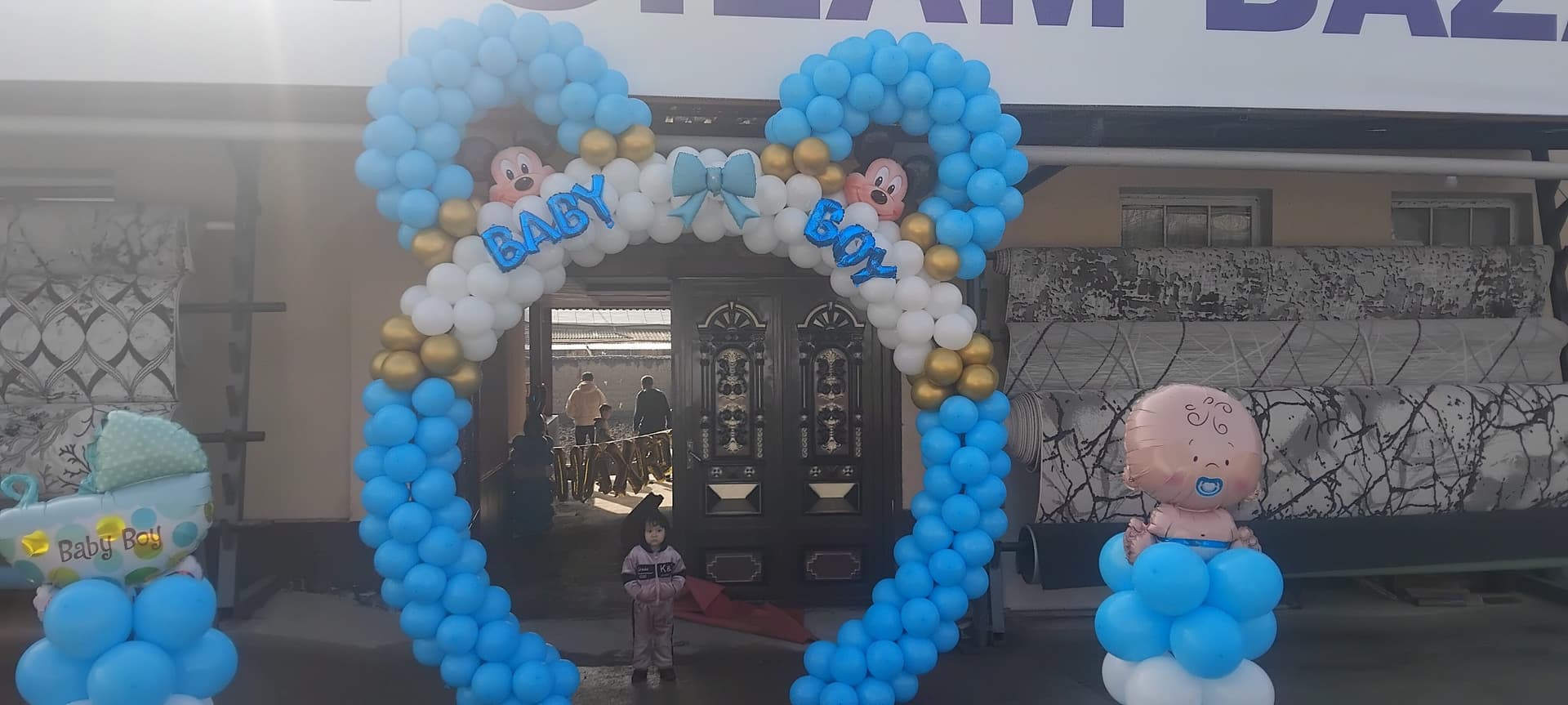 Decoration work on mini discount