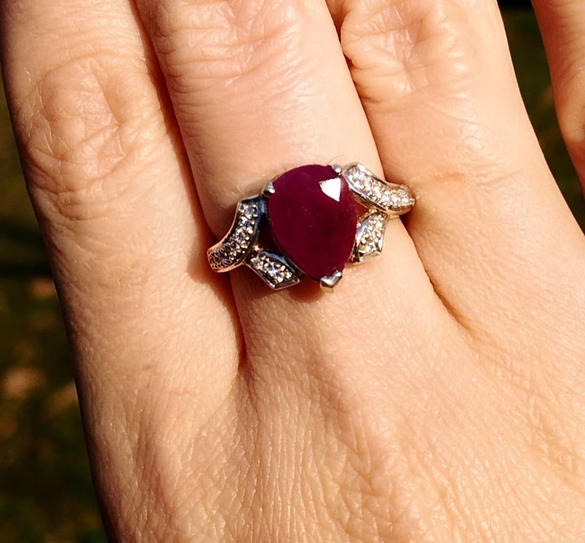 РУБИН+белые топазы