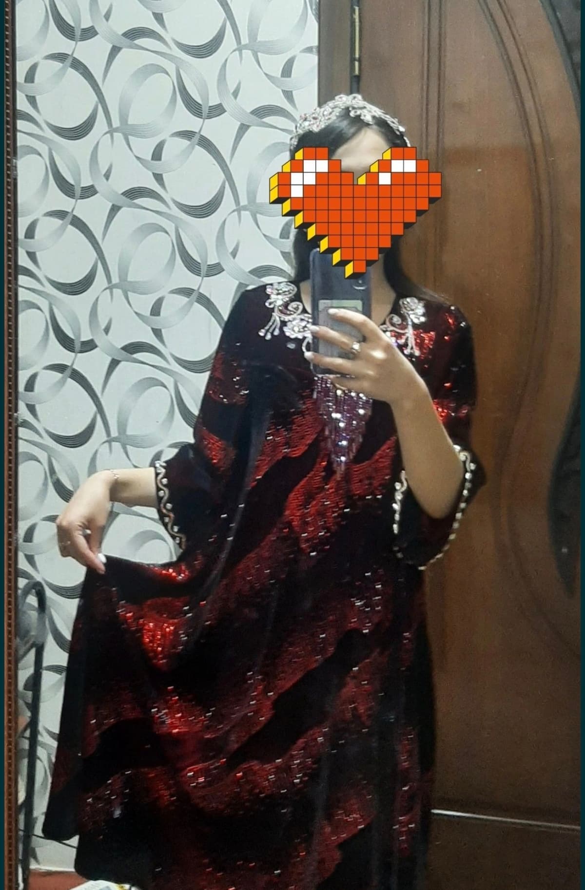 Kòylak lozim diademasi bilan sotilad. Holati yaxshi.