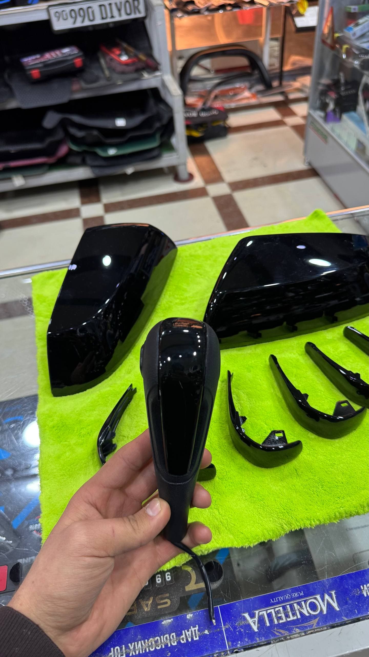 Cobalt LTZ  richak usti black   50.000 so'm.