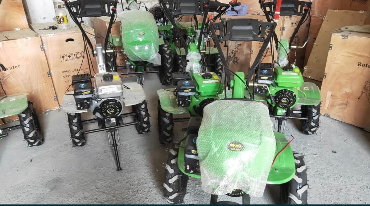 Ulgurji 7 ot kuchiga ega yurish-orqadagi traktor va kultivator