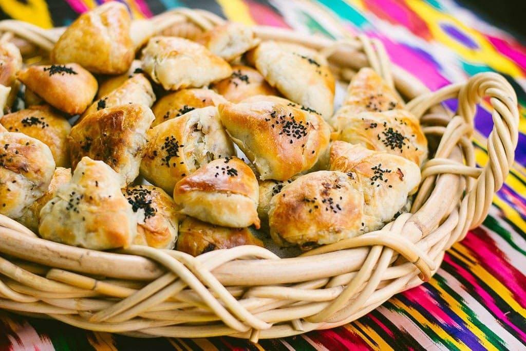 Somsa xona ishchilari kerak