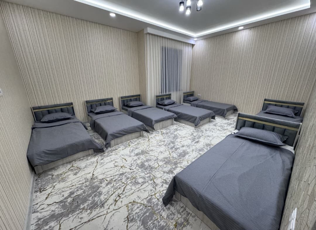Dacha Qibray  16 -20 ta odamli qishgi baseyn