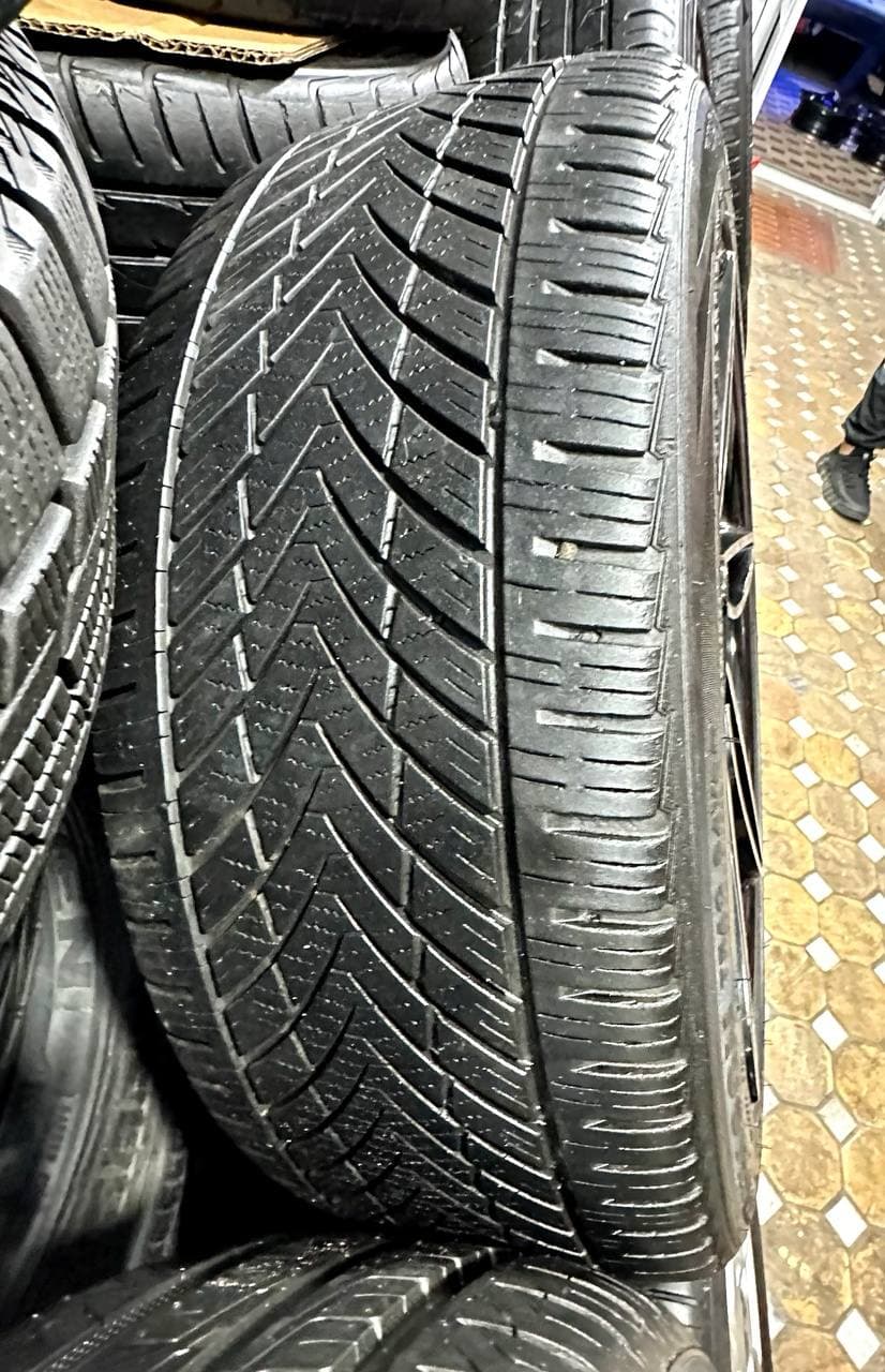 Jentra Lacetti uchun R17/215/45 diska sotiladi