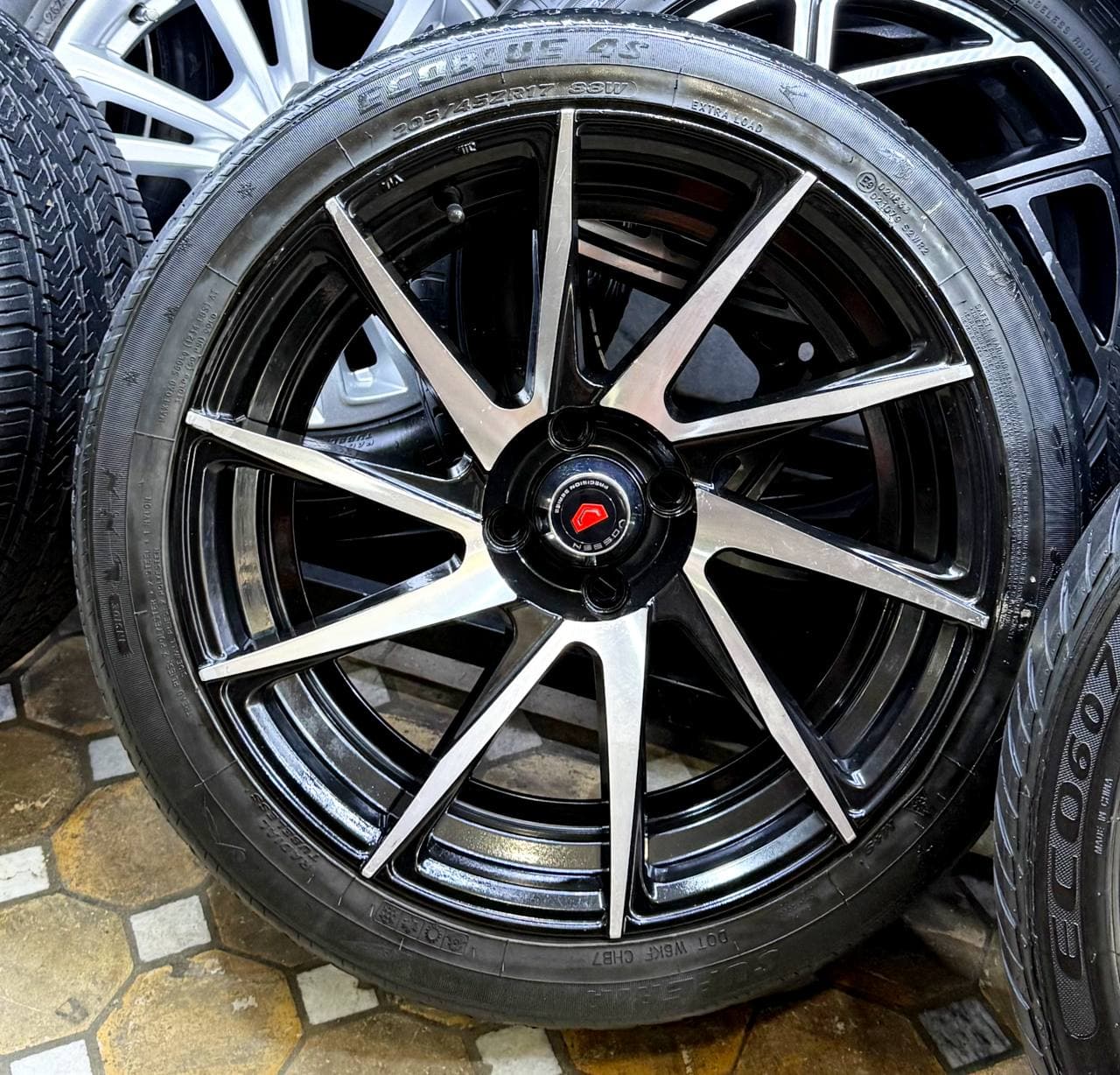 Vossen R17/205/45 4:100 teek bita tochka wiwkachi bor