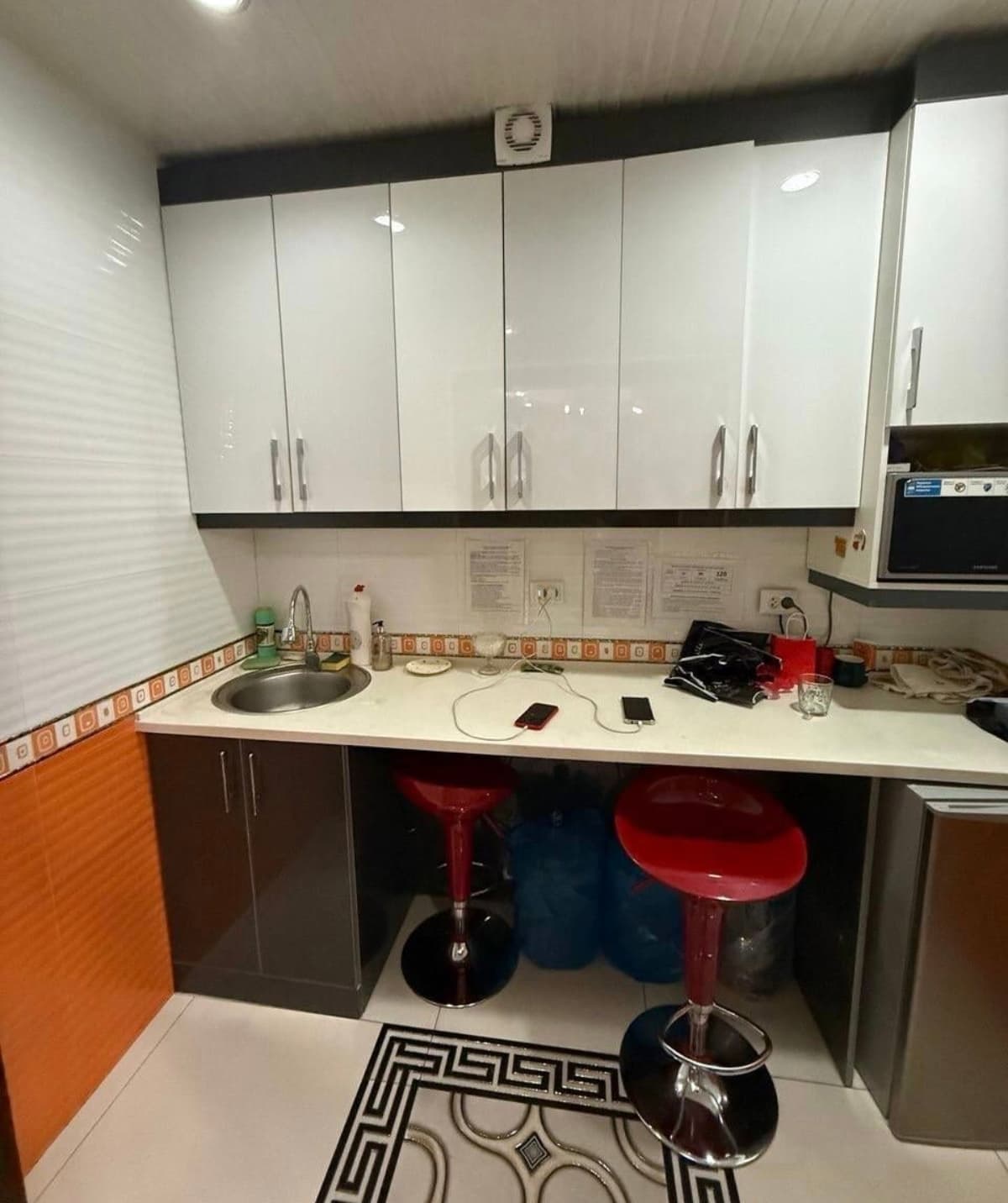 Продается коммерческое помещение, ориентир: метро Ойбек, 95м²