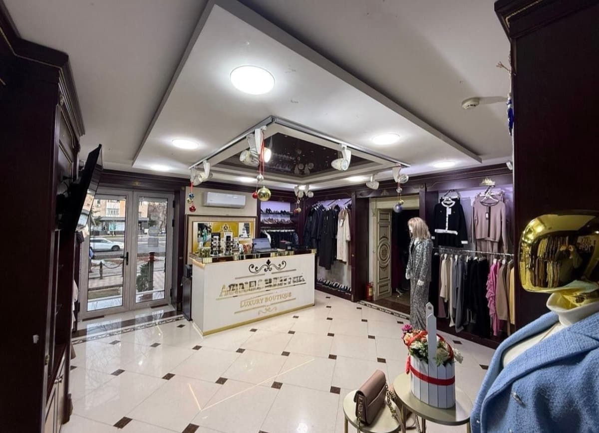 Продается коммерческое помещение, ориентир: метро Ойбек, 95м²