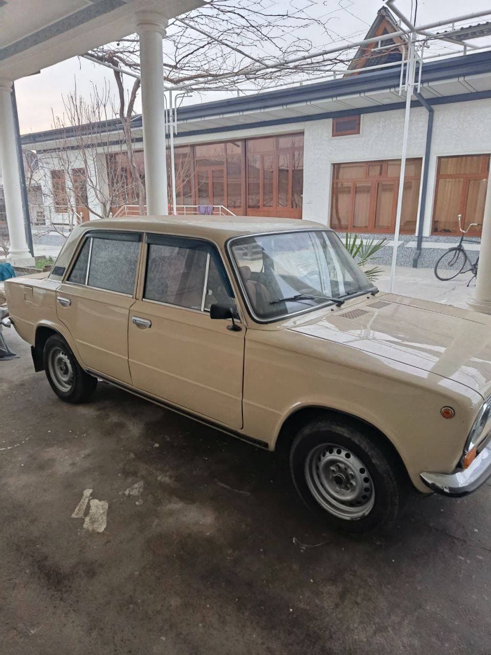 VAZ2113 sotuvda