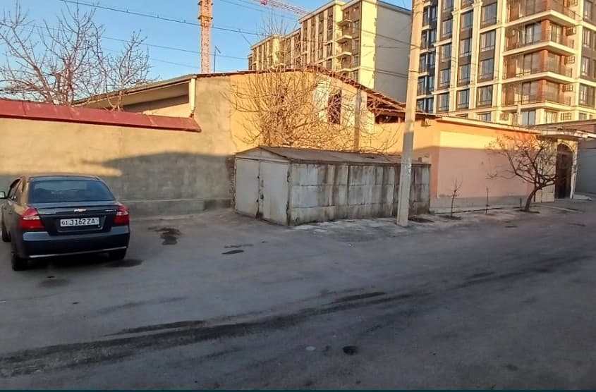 Omborxona uchun garaj ijaraga beriladi. Garaj ijarasi.