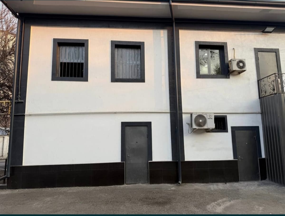Sotilayotgan bino 360 m2 Ijara biznesi va uzoq muddatli ijarachi