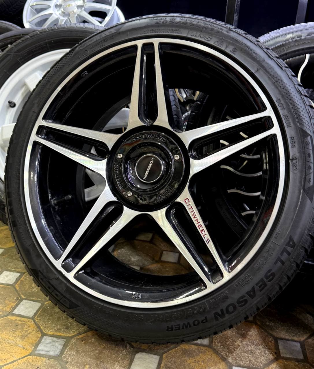 Vossen new stil R17/205/45 diska balon hoalt zor
