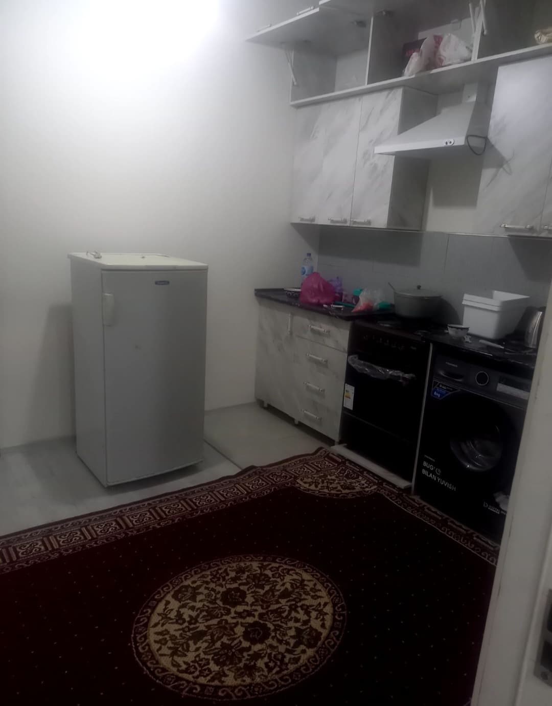 Bir xonali kvartira sotuvda.