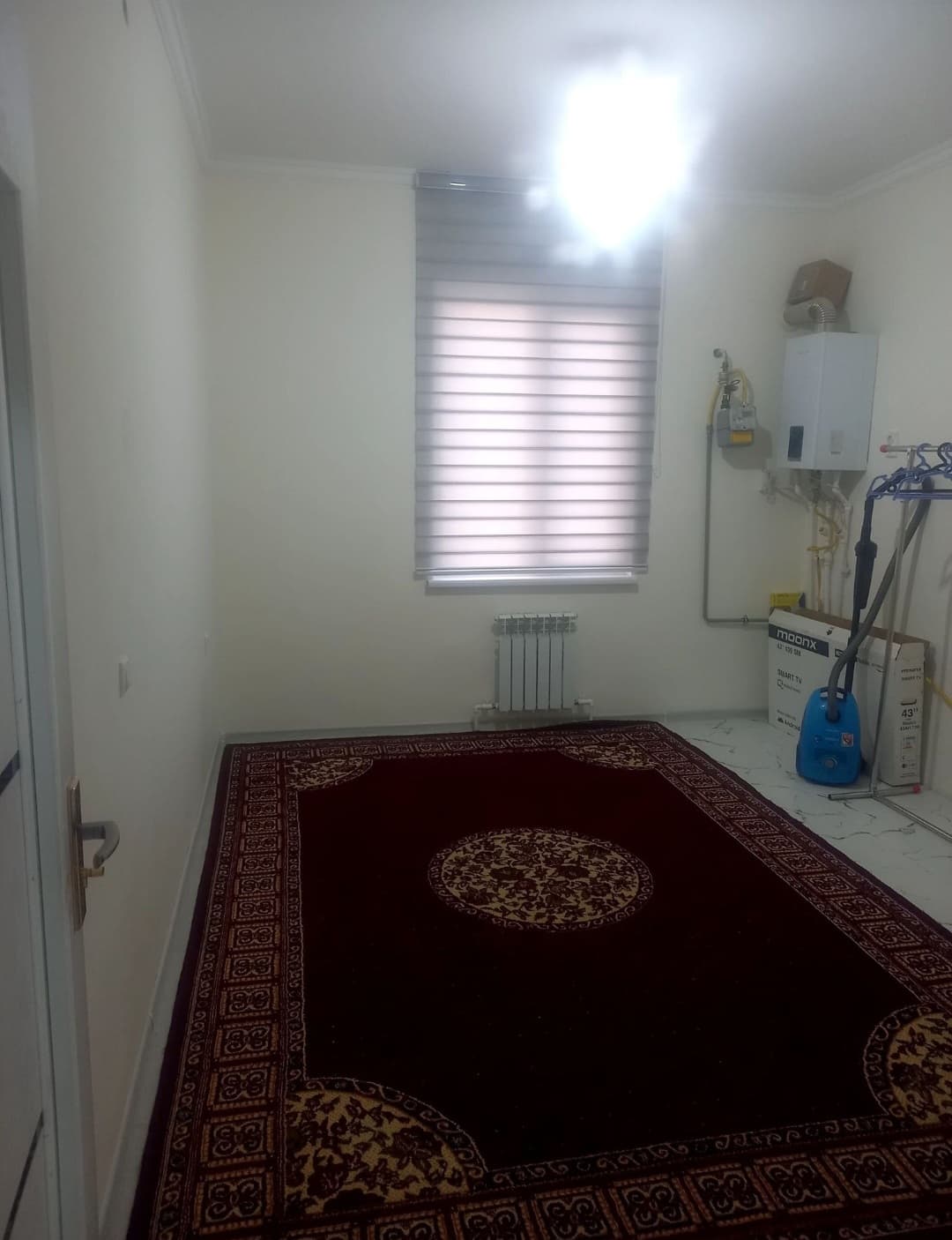 Bir xonali kvartira sotuvda.