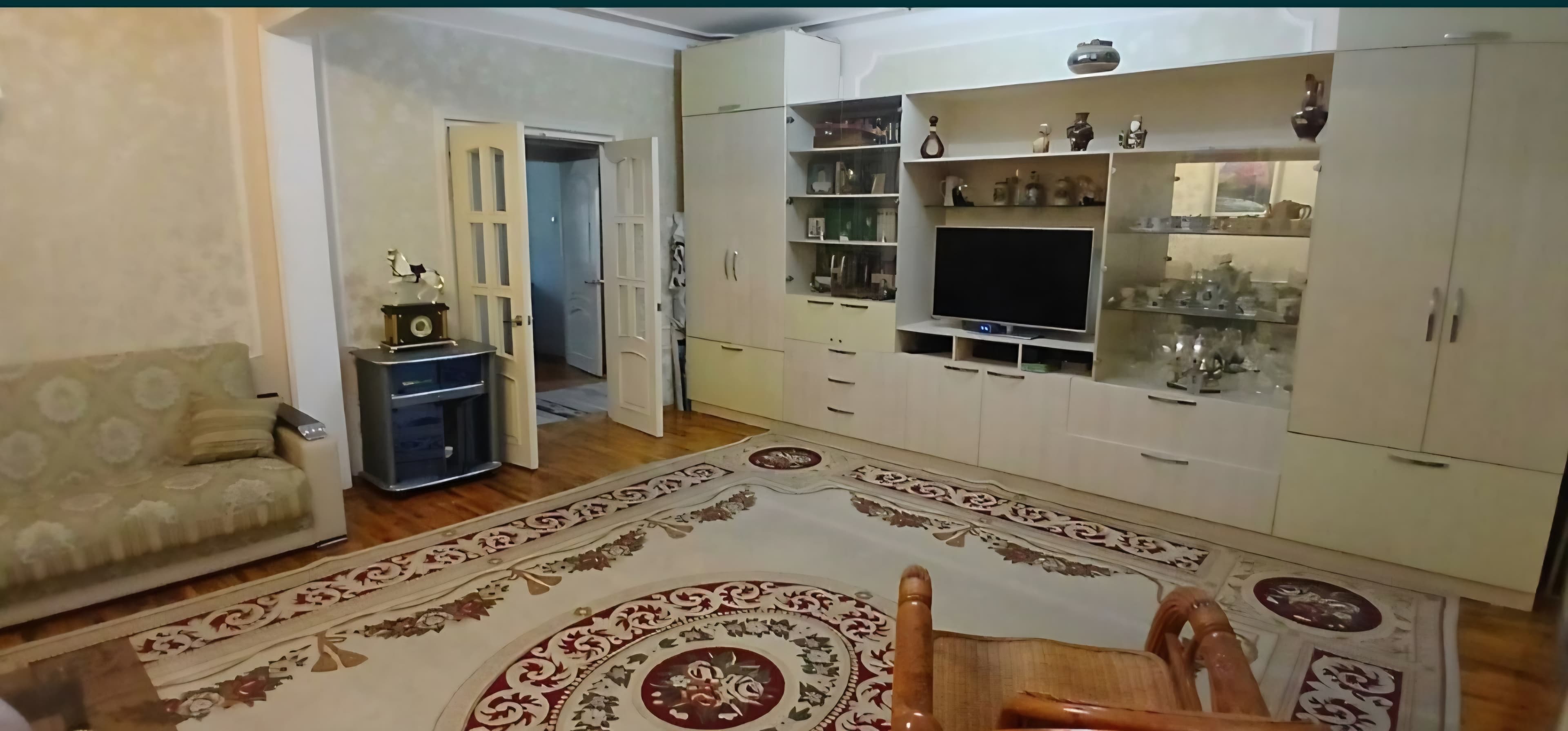 Chilonzor 4 xonali kvartira 98 kv. m. Orr Metro Mirzo-Ulug'bek City Guy