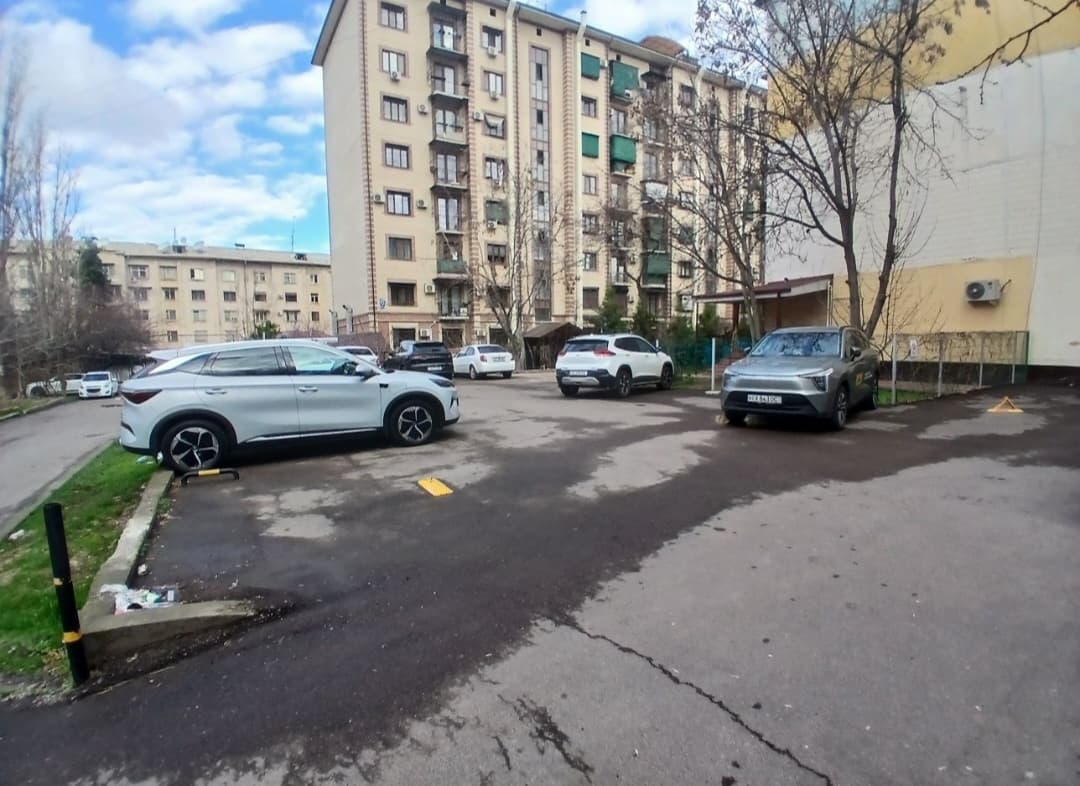 Chilonzor 4 xonali kvartira 98 kv. m. Orr Metro Mirzo-Ulug'bek City Guy