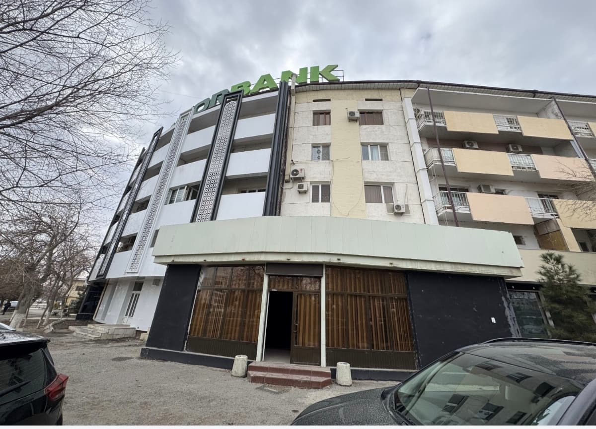 Buxoroda Restorant ijaraga beriladi. 100+m2 Sherbudin ro’parasida