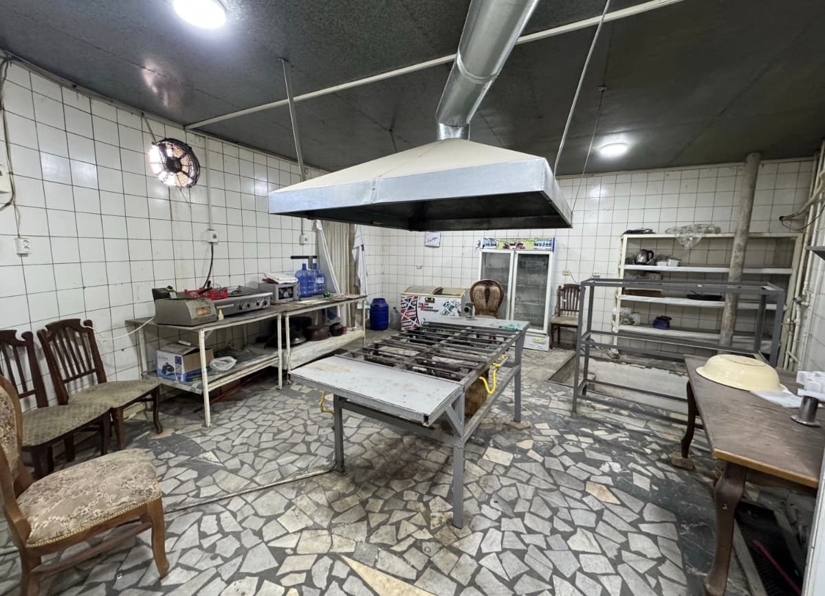 Buxoroda Restorant ijaraga beriladi. 100+m2 Sherbudin ro’parasida