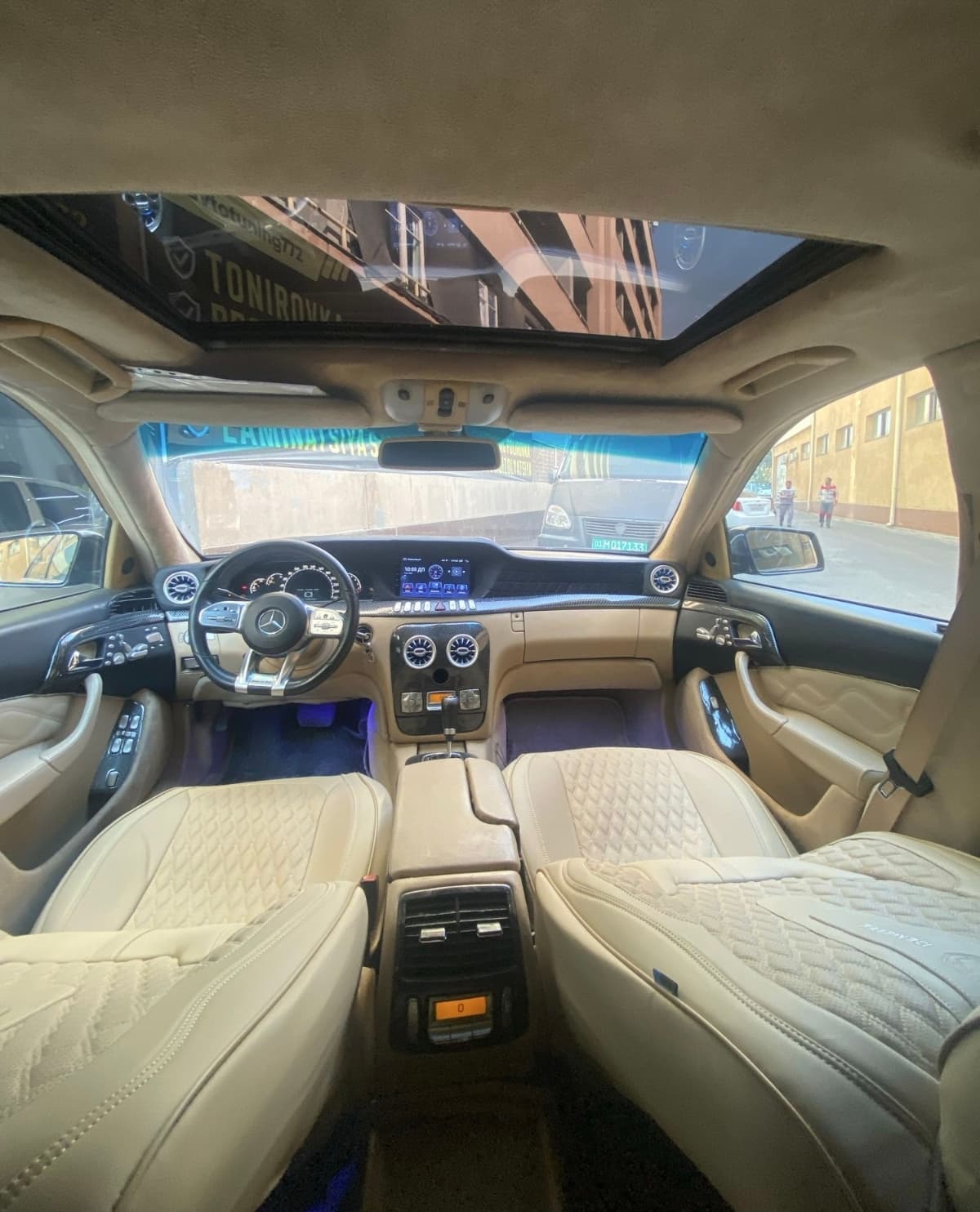 Kartej  toy raddom vip taxi