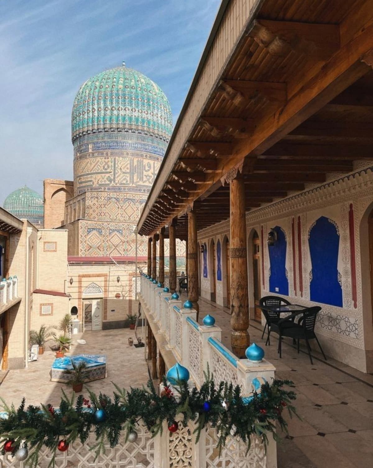 Qadimiy va abadiy yosh Buxoro. Buxoro amirligi poytaxti bo'ylab ekskursiyalar.