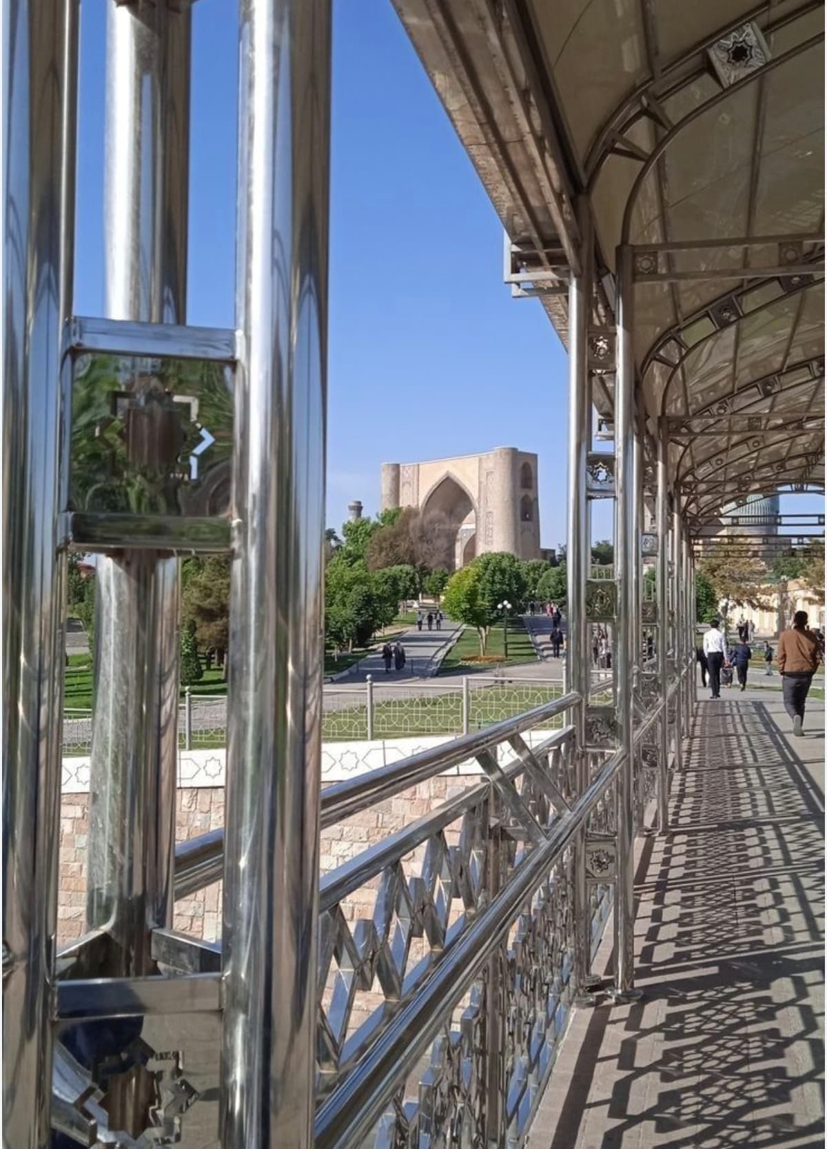 Uchrashuv joyi: Samarqand. Amir Temur imperiyasining poytaxtiga sayohatlar.