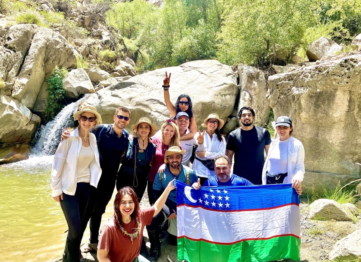 O'zbekiston bo'ylab yo'lboshchi-tarjimon va transfer xizmatlari