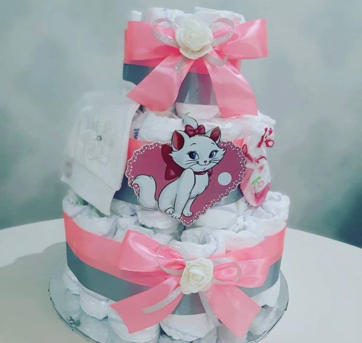 Diaper cake. Gifts are the smallest