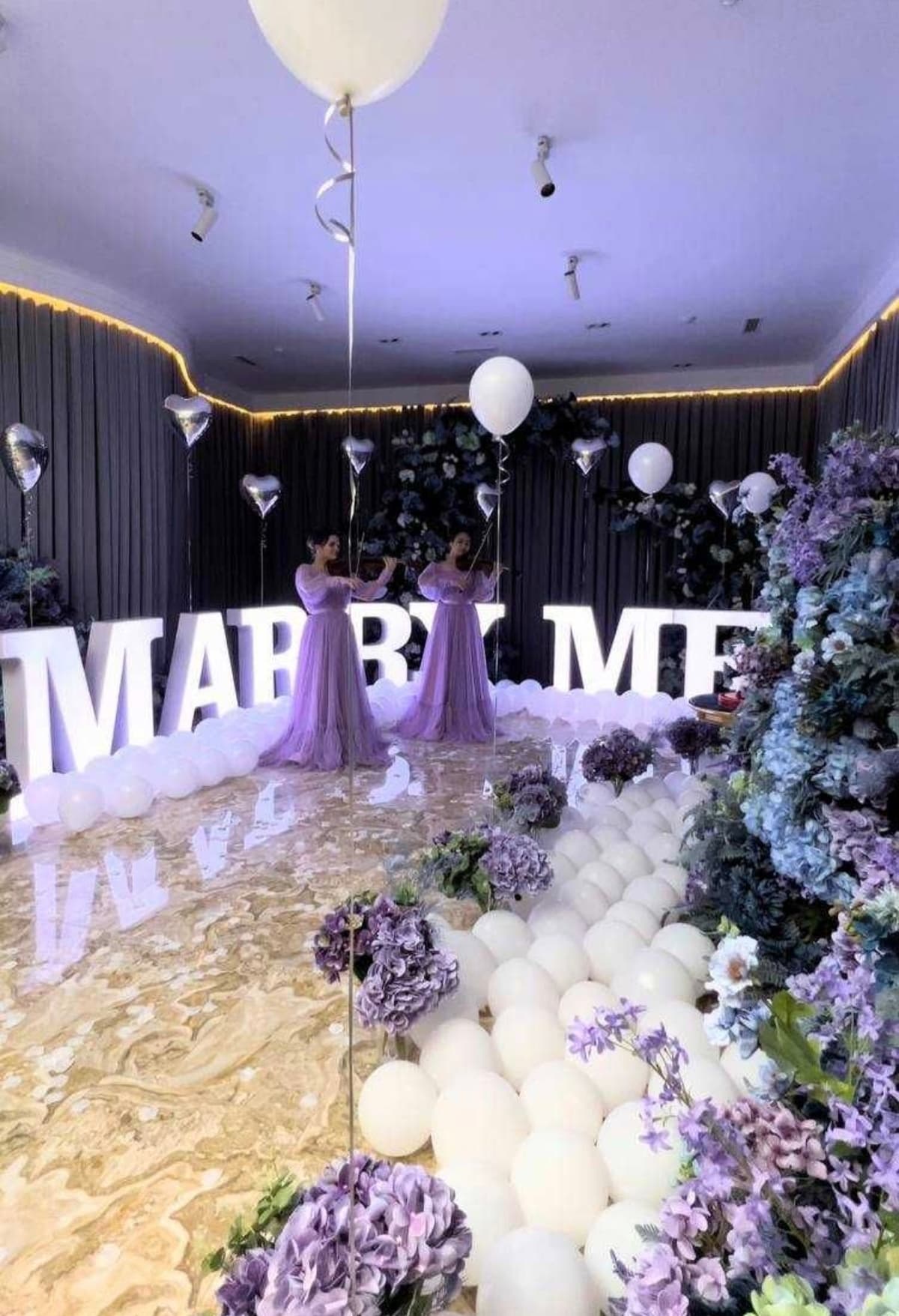 Marry Me wedding day fotostudiya podarka berish kelin kuyov aylanish