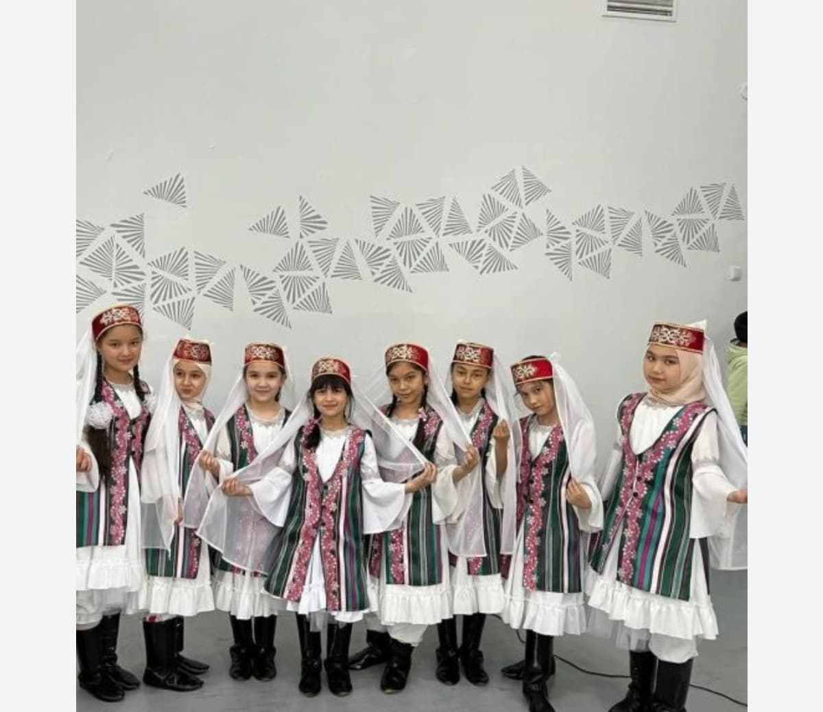 Прокат праздничных костюмов!!!
