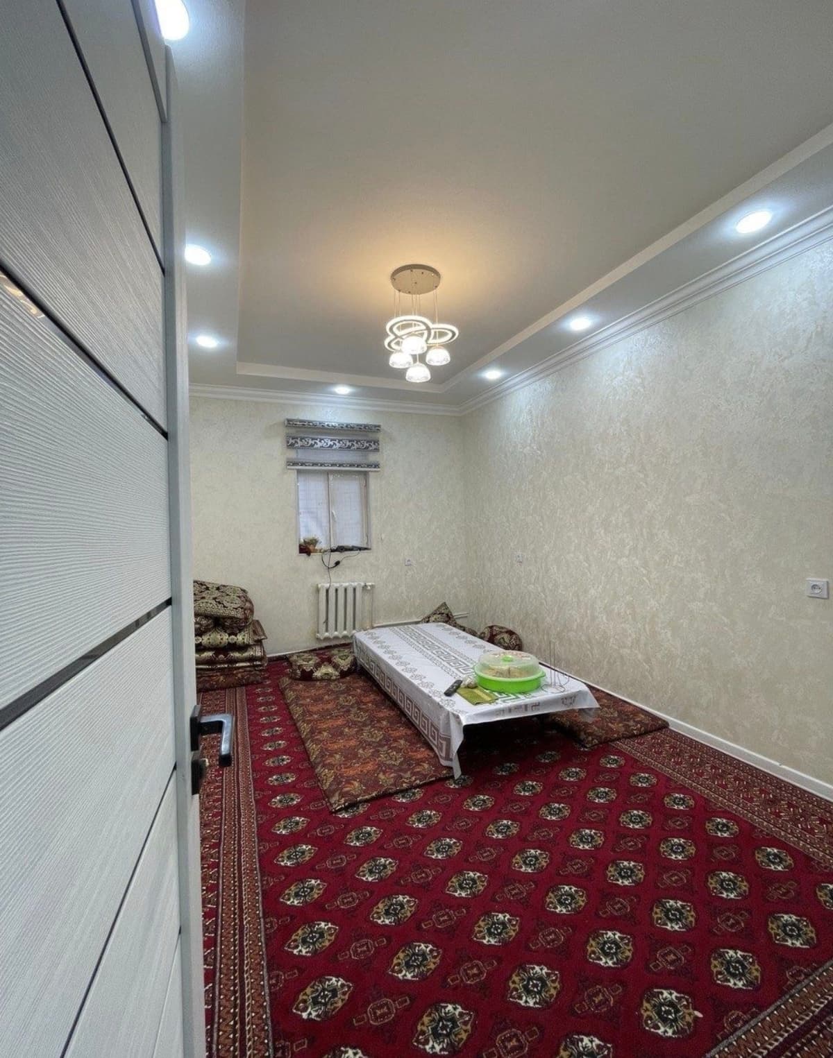 Kvartira ijaraga qoyiladi faqat sherikliga qizlar qoyiladi