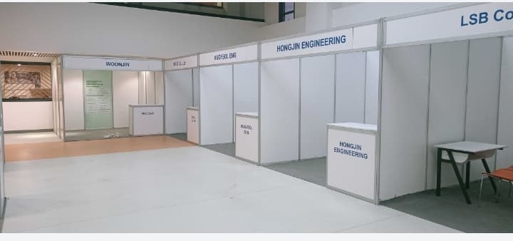 Professional exhibition stands for rent (Octanorm)